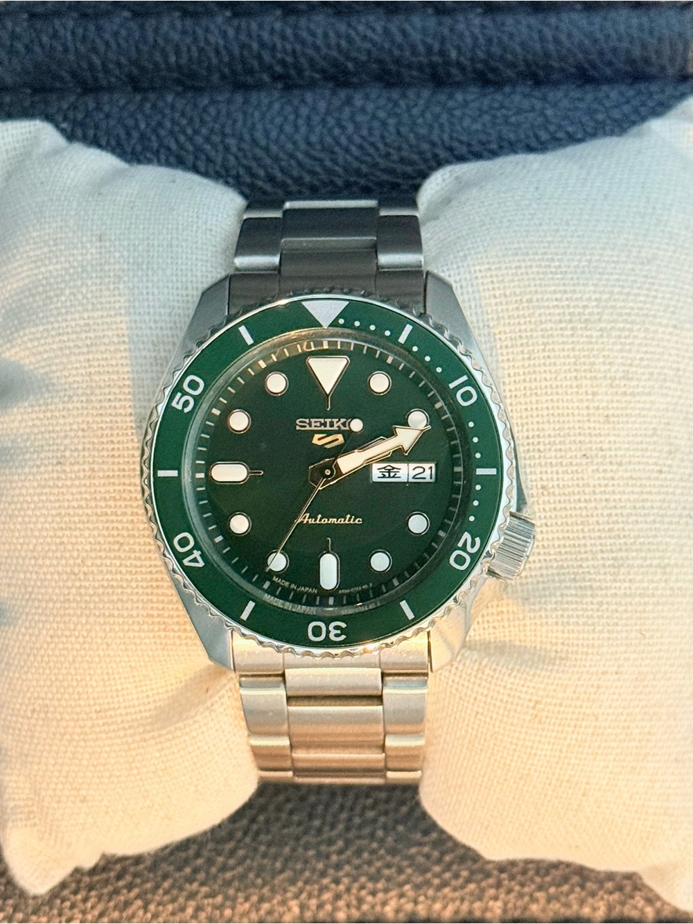 Seiko 5 Sports JDM Green/Gold (SBSA013) - Kanji Date